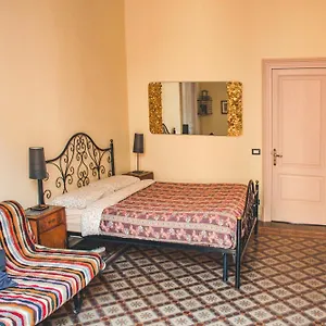 Casa Verdi - House Of Travelers Vendégház